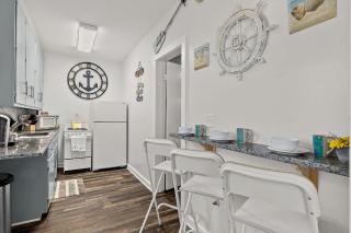 Casa Maria 1- Beachy Apt Mins Walk to Downtown - St. Augustine - 3