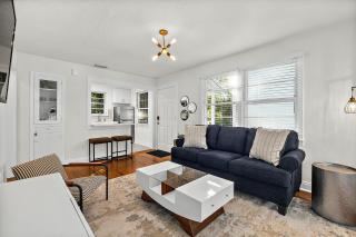 Private Uptown Flat - Walk to Nights of Lights! - St. Augustine - 6