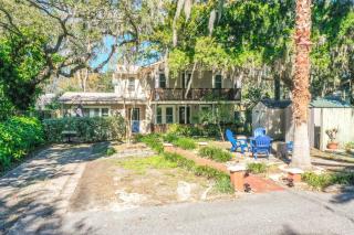 Fullerwood Park Retreat, 5 min to Downtown, Sleeps 6 - St. Augustine - 6