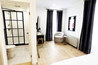 Canal View, DTWN Historic Hotel, Fiber Internet, Room # 209 - 5