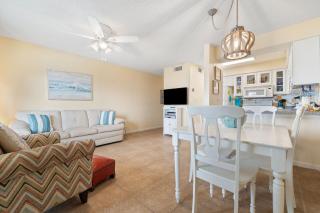 Summer House West B102 by Vacation Homes Collection - 4
