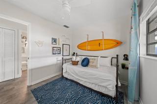 Lunar Beach Bungalow - Cocoa Beach - 1