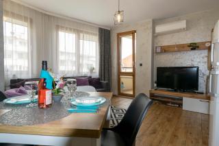 Joy Apartment Burgas center free parking - Boergas - 7