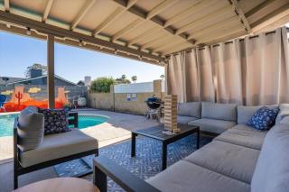 Phoenix Getaway, Poolside Oasis, & Tesla Charger - Phoenix - 7