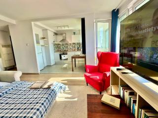 SAWA 4 metro fast WiFi 1 Gbs 70TV Netflix HBO Disney - 4