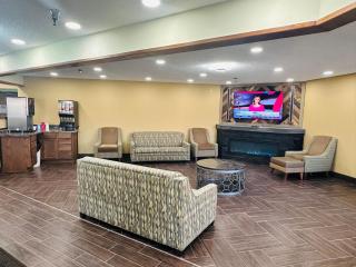 Studio 7 on Main - West Fargo - 5