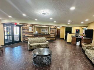 Studio 7 on Main - West Fargo - 3