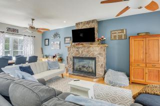 Adventure Meets Comfort 6 Mi to Mount Snow! - West Dover - 6