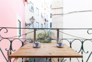 Alfama II, eco-penthouse with french balcony - Lissabon - 4