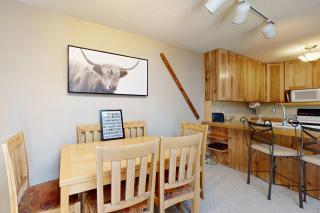 Frosty Peak Perch - 6