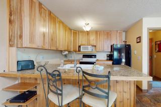 Frosty Peak Perch - 7