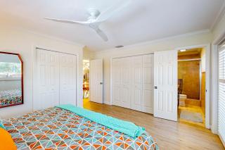 Holiday House - 2