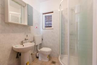 Apartments Josip - Slatine - 2