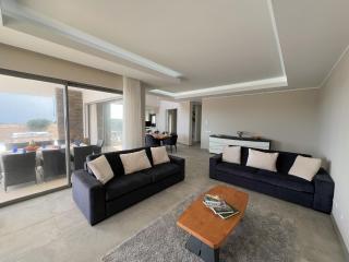 Luxury Modern Style Villa with Private Pool - Pêra - 2