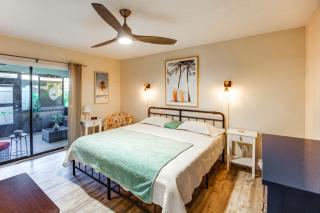 Relaxing Fort Myers Home with Screened-In Patio - 2