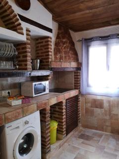 ENTRESIERRAS Apartamentos rurales con chimenea, barbacoa y espacio para eventos - 4