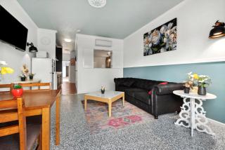 Villa Vaucluse Apartments - Cairns - 4
