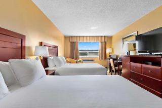 Coast Fraser Inn - 4