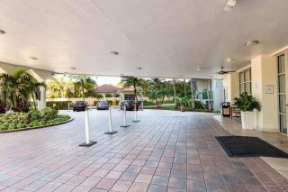 Cozy newly remodeled apartment , on the 6th floor - 7