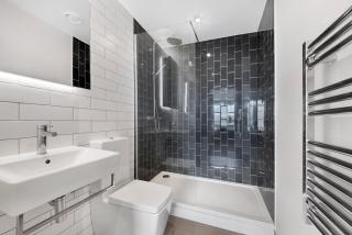 Excel 2 bedroom Apartment near City Aiport and O2 Arena - 7