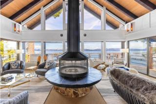Towering Pines Lakefront - 3 BR w Hot Tub & Buoy - Tahoe City - 9
