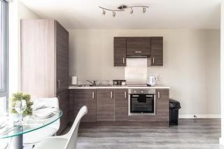 Prime Location 1 Bed Penthouse Apartment - Manchester - 5