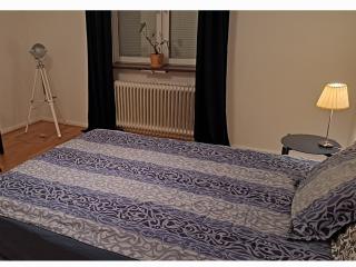 Room in apartment - Malmö - 5