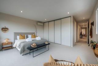 Glasshouse - Coast & Country - 1