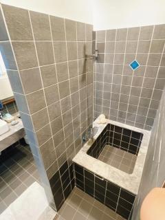 Golden Bay Holiday Inn - 8