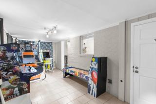 Suburban Bliss Getaway Wi-Fi Parking Long Stay - 9