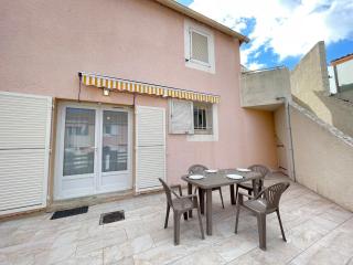 Appartement lumineux avec parking, terrasse et proche plage à Sète ! - FR-1-338-63 - Sète - 0