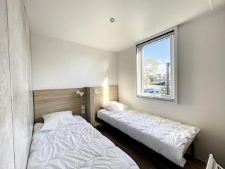 Mobil-home tout confort, 6 pers, 3 ch, 2 sdb, piscine chauffée, 200m plage, centre-ville - FR-1-361A-11 - Jullouville-les-Pins - 4