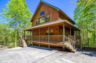 Stones Throw- You Get 560 in Free Attraction Tickets, Resort Pool, Game Room - 6