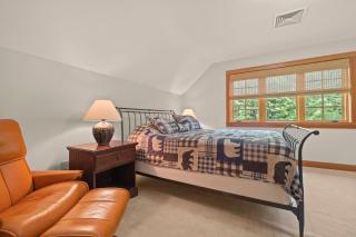 Loon Ski-inout Chalet Sleeps 20 Pool Table - 1