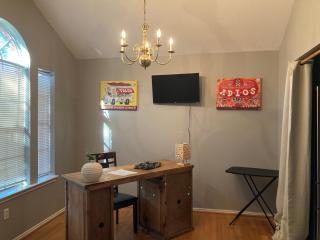 Adorable Home Away from Home - Corpus Christi - 4