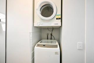 Beachside Bliss, 1 Bedroom Retreat - Alexandra Headland - 5