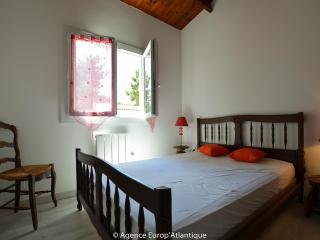 Belle villa 4 pièces, 7 pers., proche mer et commerces, La Palmyre, avec patio, jardin, animaux admis - FR-1-705-68 - Les Mathes - 3