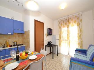 Enjoy the serenity on our beautiful terrace - Beahost - Bibione - 5
