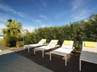 Villa con Piscina Privada y Vistas, 4 Hab, Cerca Playa, Ideal para Familias y Amigos - HISP-216-217 - Benitachell - 3