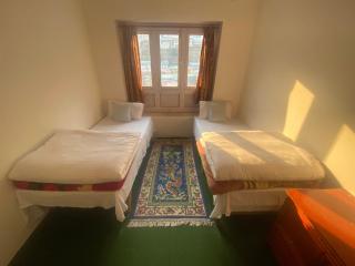 Himalayan Lodge - 7