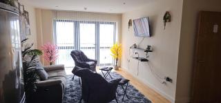 Spacious 2BDR Flat for 5 in City Centre - Liverpool - 0