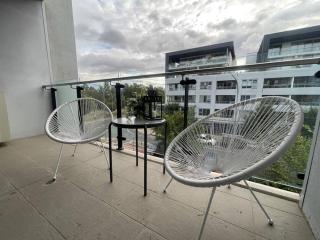 Foreshore apt -sleeps 4 -free parking -WI-FI - Kingston - 3