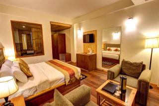 Hotel Bine Manali - 0