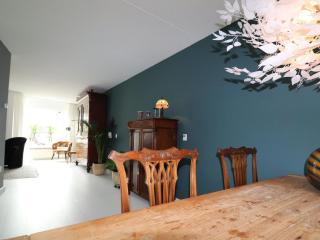 Holiday home with spacious enclosed garden - 3