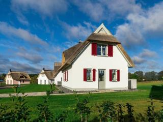 Holiday home Sund-Idyll - 4
