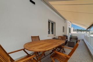 Skyline Penthouse 2BD Apartment close to metro station - Atene - 6