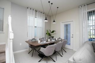 Last Minute Disney Getaway! Private Pool, Hot Tub & Games Room. Book Now! #29590 - Kissimmee - 2