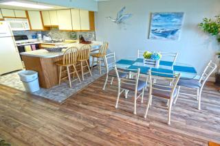 Harbour Island 306L condo - 4