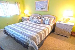 Harbour Island 306L condo - 2