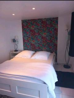 Agréable chambre pour 2 avec salle de bain et terrasse privées - Fagnières - 8